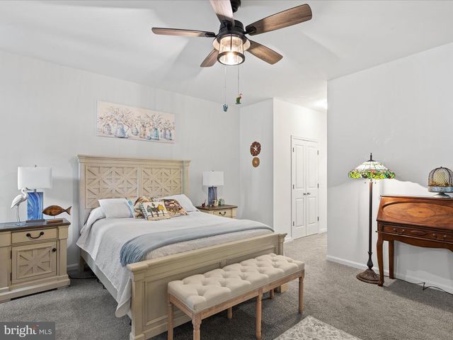 38121 NEPTUNE DR, Greenbackville, VA 23356