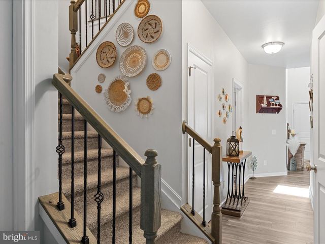 38121 NEPTUNE DR, Greenbackville, VA 23356