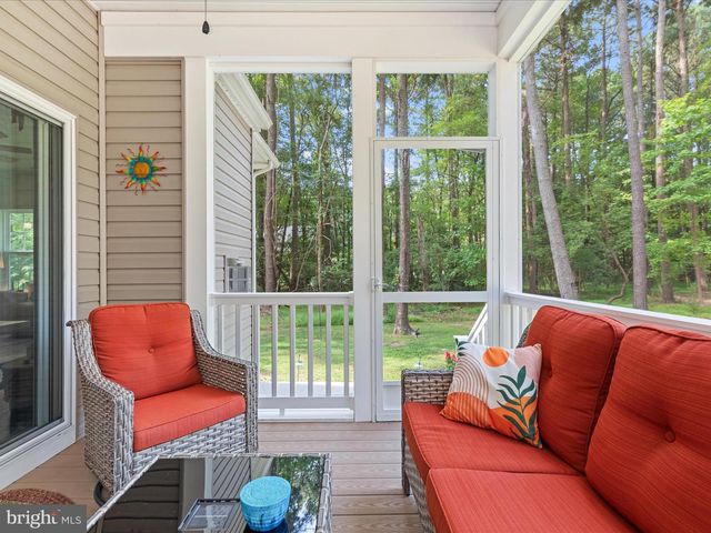 38121 NEPTUNE DR, Greenbackville, VA 23356