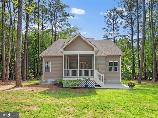 38121 NEPTUNE DR, Greenbackville, VA 23356