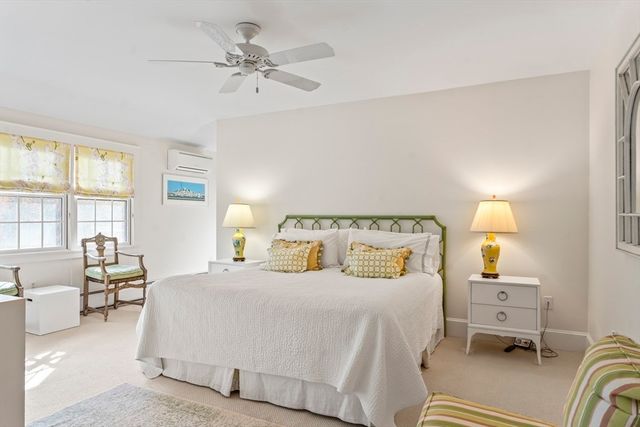 4 Pip'n Circle, Edgartown, MA 02539