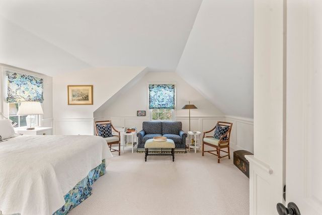 4 Pip'n Circle, Edgartown, MA 02539