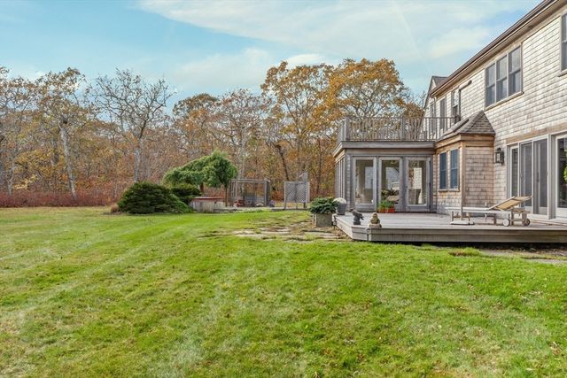 4 Pip'n Circle, Edgartown, MA 02539