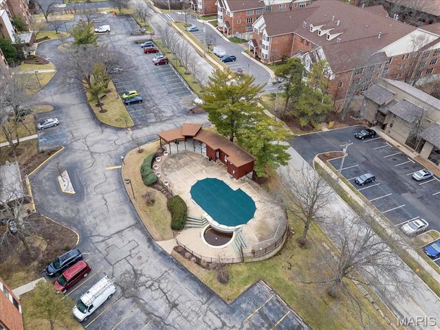 572 Coeur De Royale Drive 306, St Louis, MO 63141