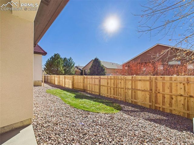 1318 Tierra Berienda, Pueblo, CO 81008