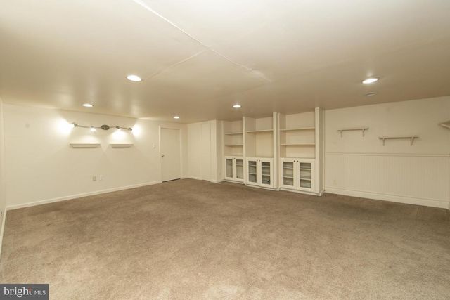 606 KINGS CROFT, Cherry Hill, NJ 08034