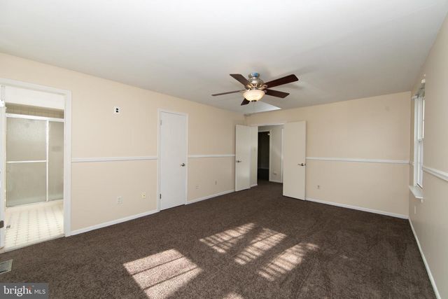 606 KINGS CROFT, Cherry Hill, NJ 08034