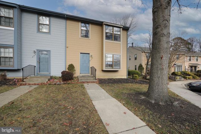 606 KINGS CROFT, Cherry Hill, NJ 08034