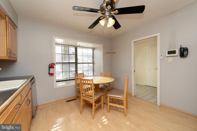 606 KINGS CROFT, Cherry Hill, NJ 08034