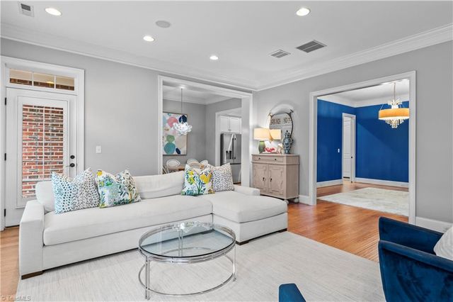 3420 Meridian Way, Winston-salem, NC 27104