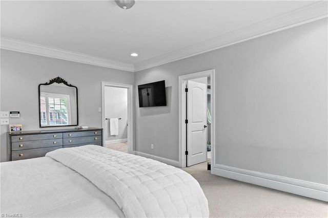 3420 Meridian Way, Winston-salem, NC 27104