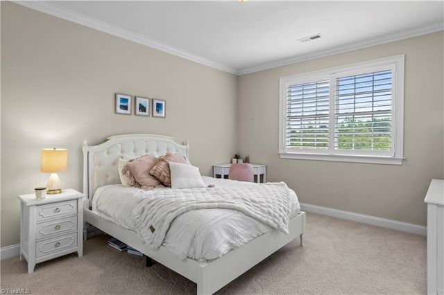3420 Meridian Way, Winston-salem, NC 27104