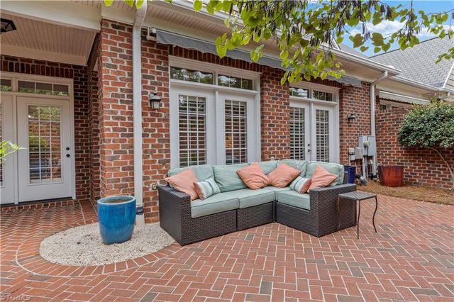 3420 Meridian Way, Winston-salem, NC 27104