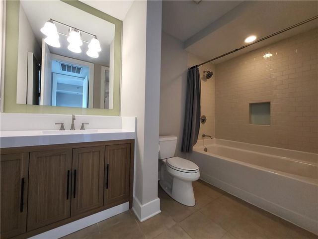 4561 Olde Perimeter Way 406, Atlanta, GA 30346
