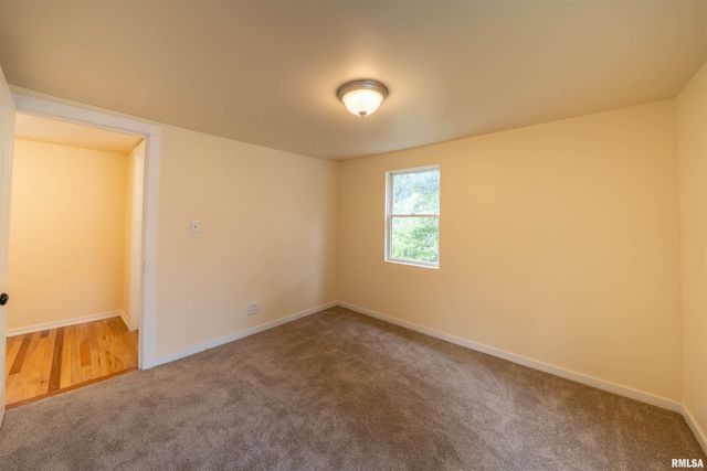 811 EDWARD Street, Henry, IL 61537