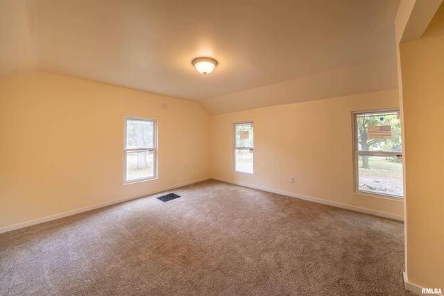 811 EDWARD Street, Henry, IL 61537