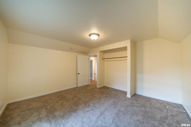 811 EDWARD Street, Henry, IL 61537