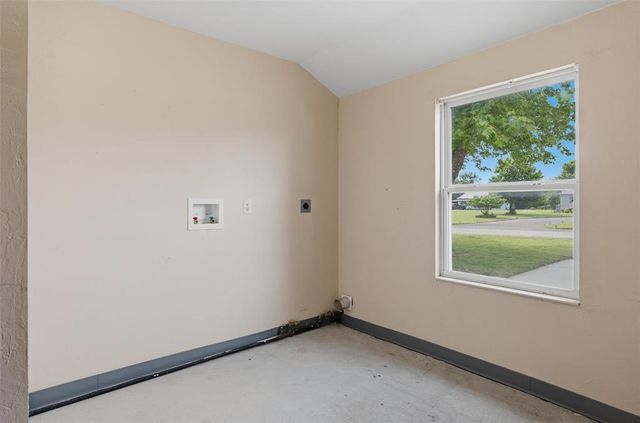 7623 McGee Street, Oklahoma City, OK 73169