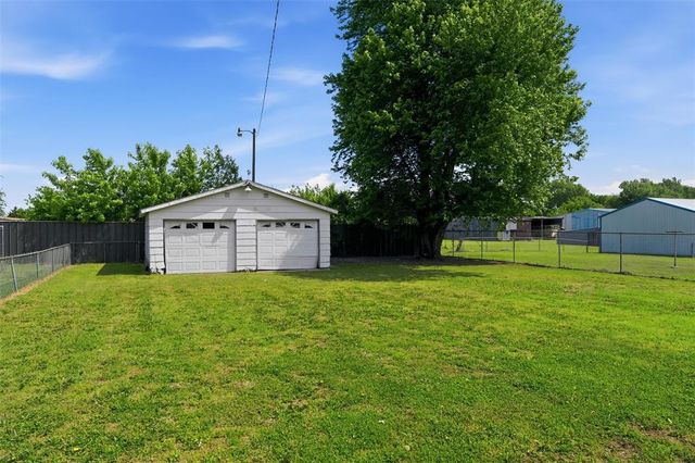 7623 McGee Street, Oklahoma City, OK 73169