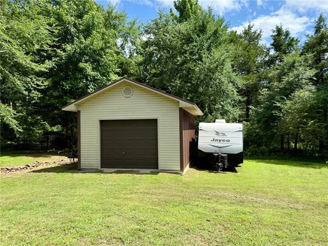 233 Seminole Trail, Russellville, AR 72802