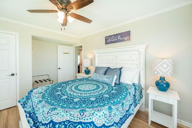 18115 Shaman Drive, Galveston, TX 77554