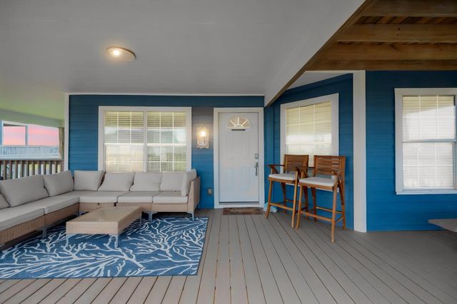 18115 Shaman Drive, Galveston, TX 77554