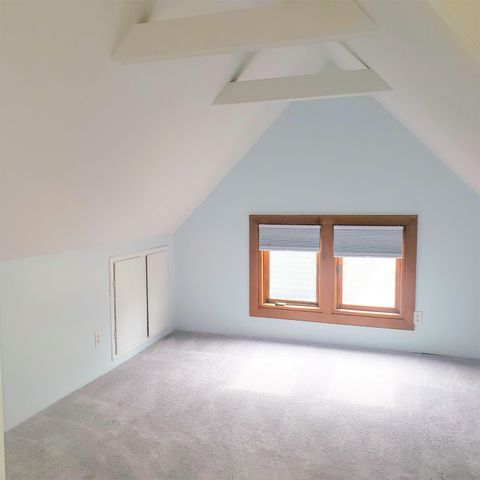226 College Avenue NE, Grand Rapids, MI 49503