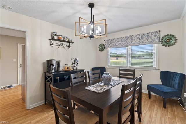108 Schooner DR, Newport News, VA 23602