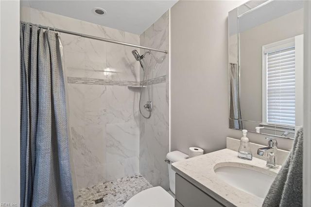 108 Schooner DR, Newport News, VA 23602
