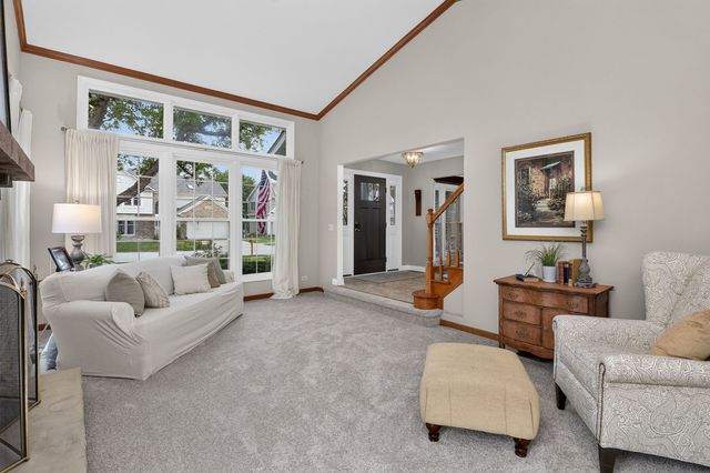0N651 Alta Lane, Winfield, IL 60190