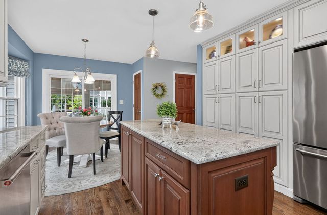 0N651 Alta Lane, Winfield, IL 60190