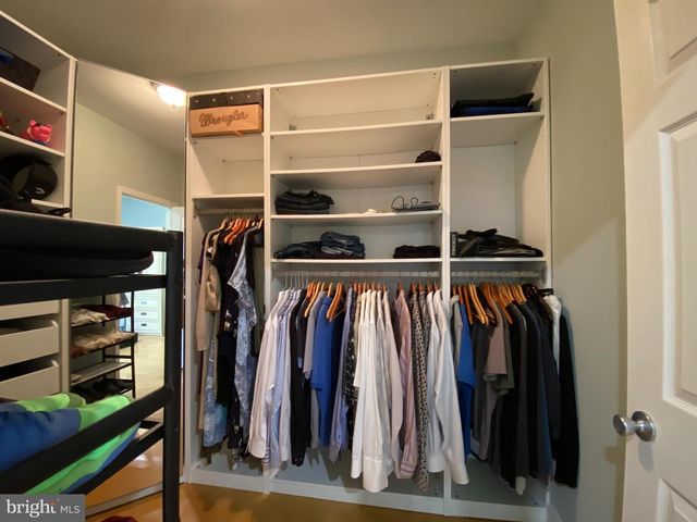 1947 FAY PL, Falls Church, VA 22043