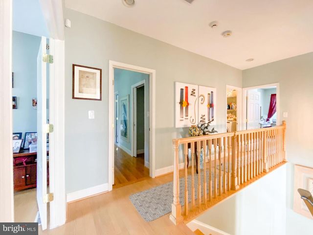1947 FAY PL, Falls Church, VA 22043