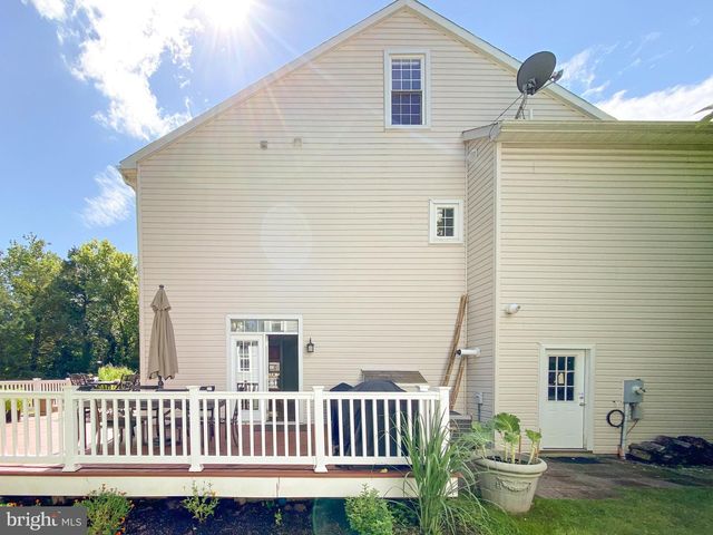 1947 FAY PL, Falls Church, VA 22043
