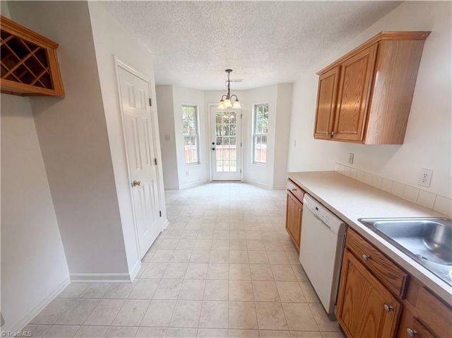 115 Single Leaf Court, Winston-salem, NC 27105