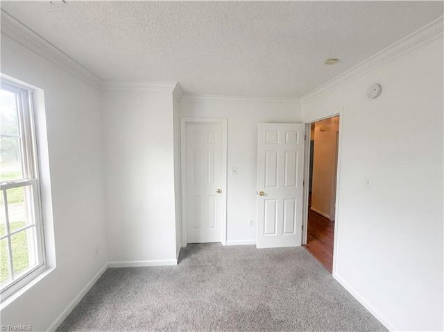 115 Single Leaf Court, Winston-salem, NC 27105