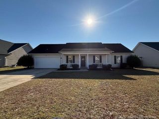 433 Lewis Clark Drive, Hope Mills, NC 28348