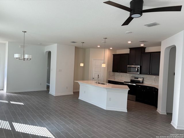 7807 Vejer, Boerne, TX 78015