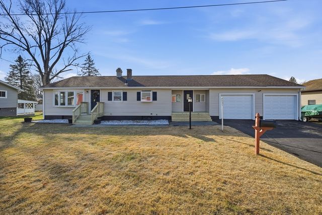 91 Norman St, Chicopee, MA 01013