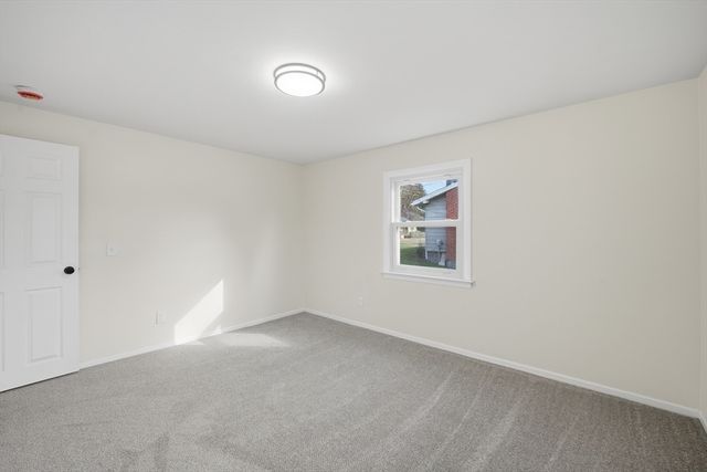 91 Norman St, Chicopee, MA 01013