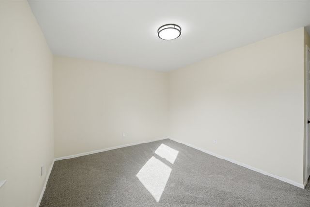 91 Norman St, Chicopee, MA 01013