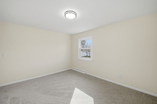 91 Norman St, Chicopee, MA 01013