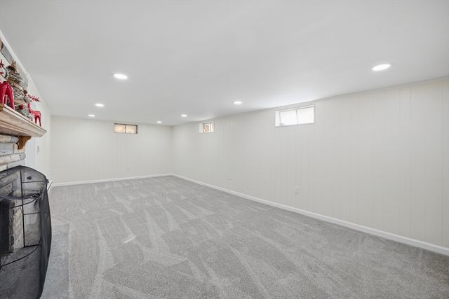 91 Norman St, Chicopee, MA 01013