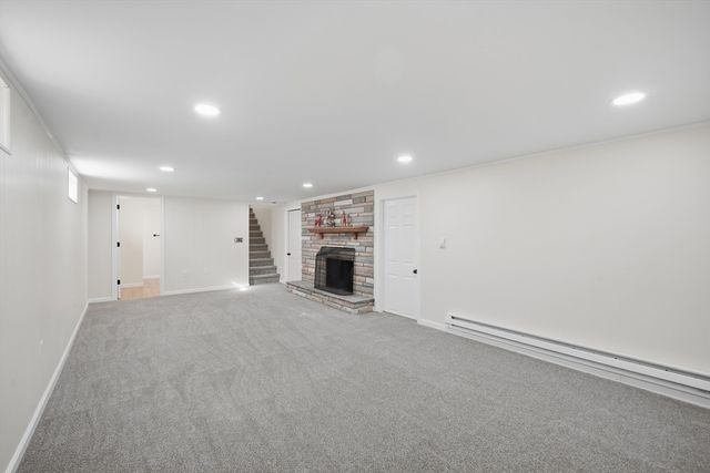 91 Norman St, Chicopee, MA 01013