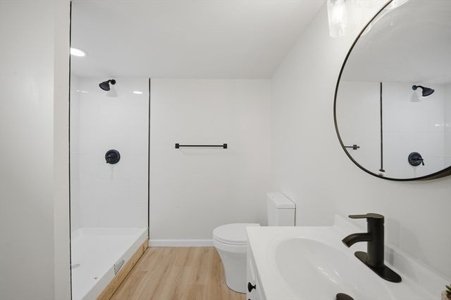 91 Norman St, Chicopee, MA 01013