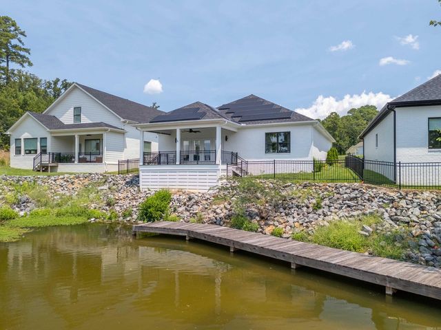 165 Clearwater Circle, Hot Springs, AR 71901