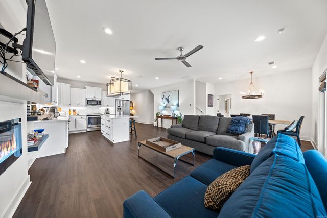 165 Clearwater Circle, Hot Springs, AR 71901