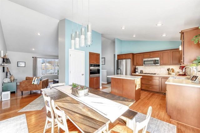 553 DOVE LANE, Oconto Falls, WI 54154