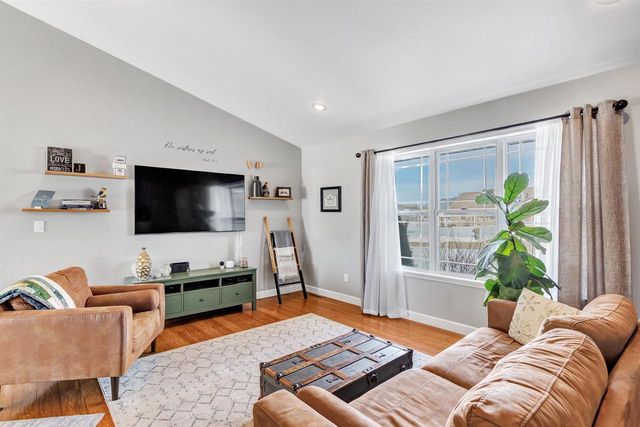 553 DOVE LANE, Oconto Falls, WI 54154