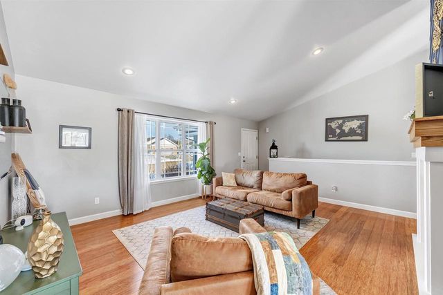 553 DOVE LANE, Oconto Falls, WI 54154